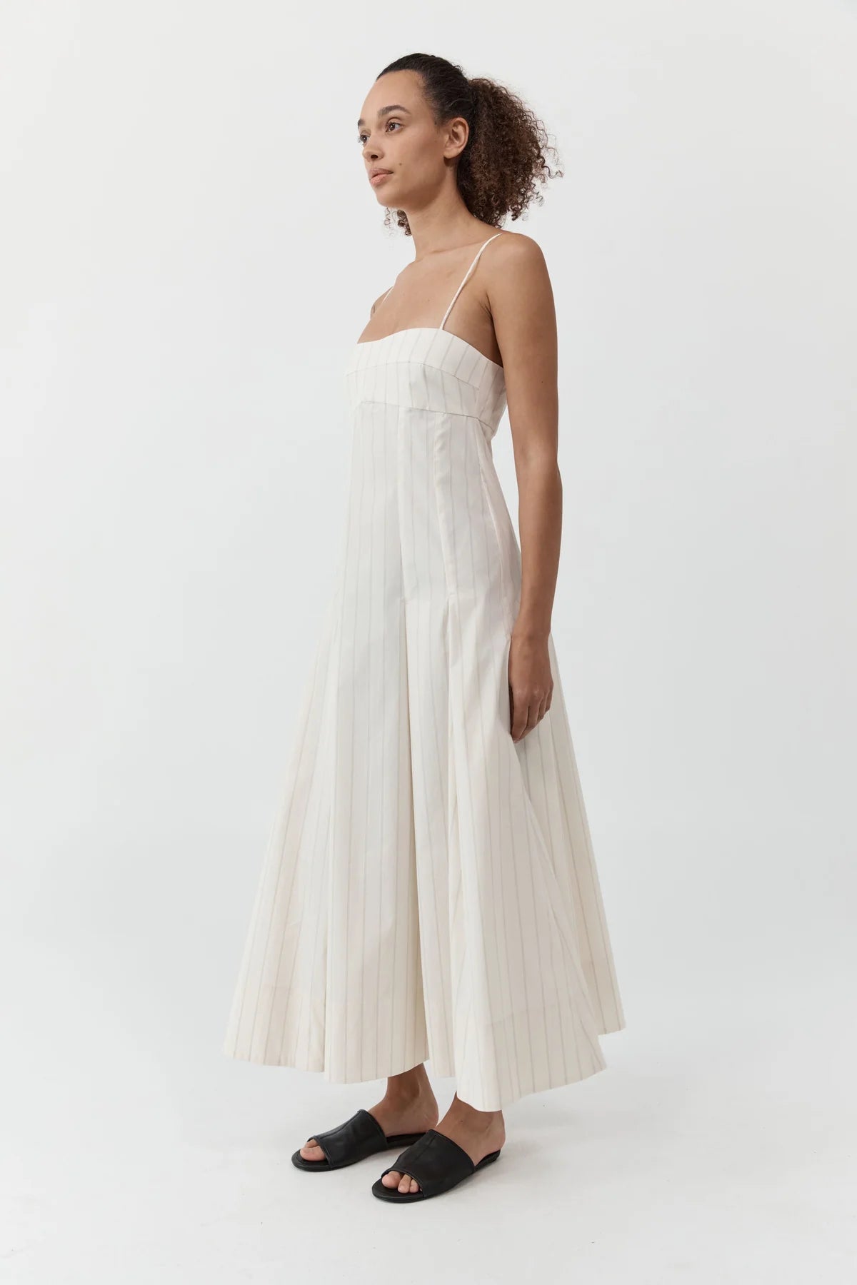 Everyday Cotton Pleat Dress