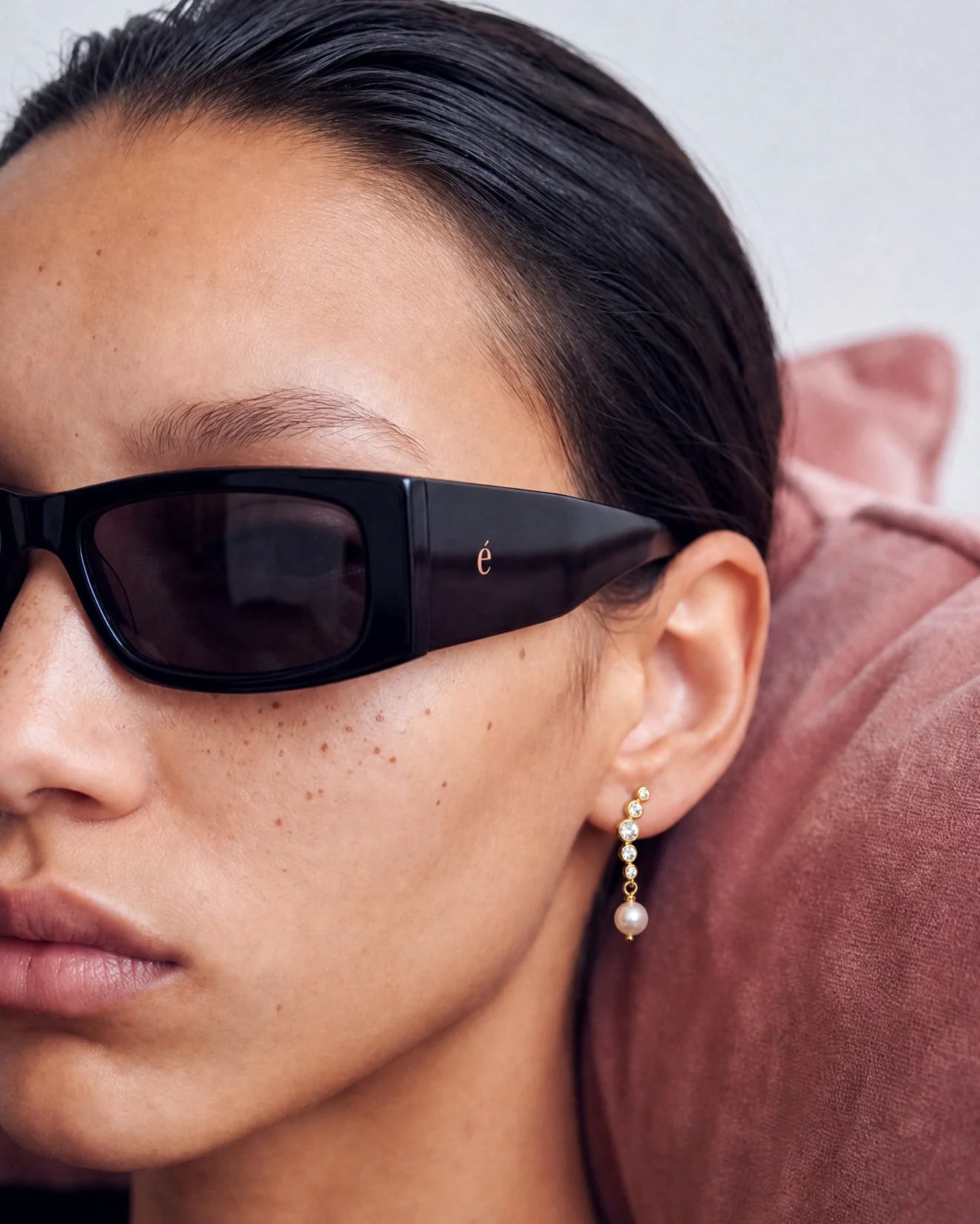 No. 1 Sunglasses Black