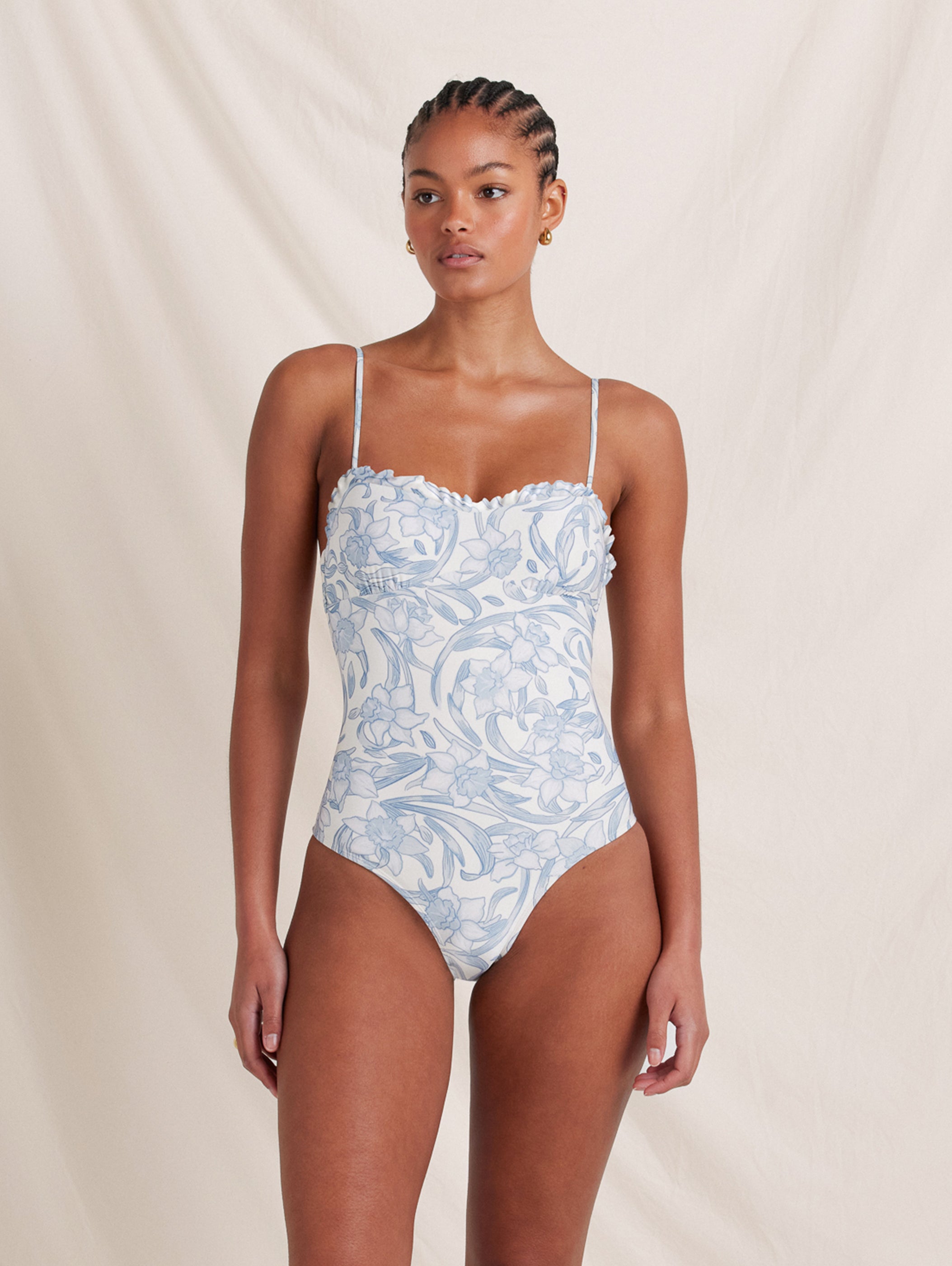 Daffodil Sonnet One Piece